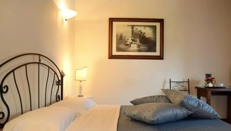 Comfort Büyük Yataklı Tek Kişilik Oda