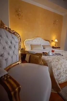 Superior Tek Büyük Yataklı Oda