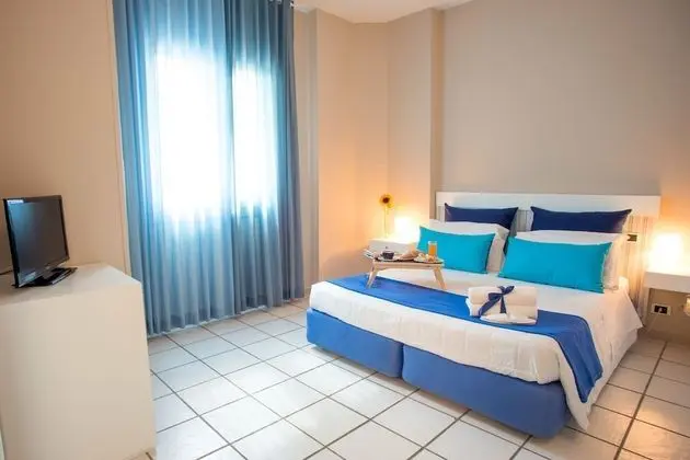 Classic Tek Büyük Yataklı Oda