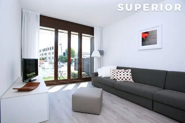 Superior Apart Daire