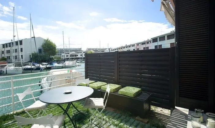 Superior Apart Daire