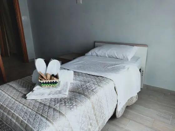 Standard Tek Kişilik Oda, Ortak Banyo, Bahçe Manzaralı