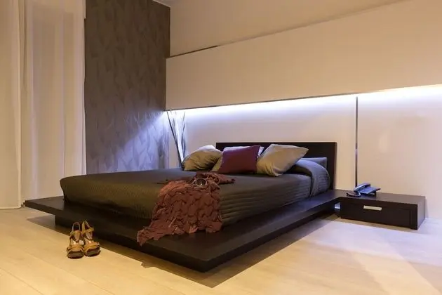 Comfort Tek Büyük Yataklı Oda, Balkon, Kısmi Göl Manzaralı