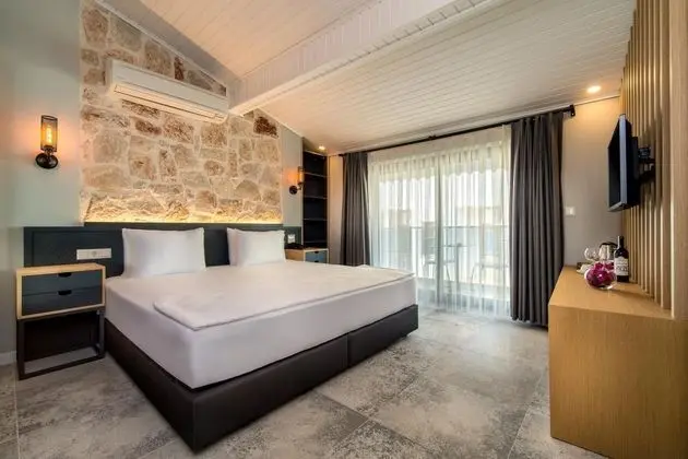 Çift Kişilik, Bahçe Manzaralı, Balkonlu