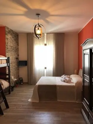 Deluxe Dört Kişilik Oda
