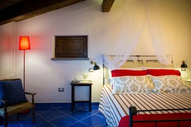 Family Oda (Camera Gecko)