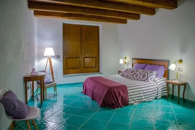 Tek Büyük Yataklı Oda (Camera Del Quadrifoglio)