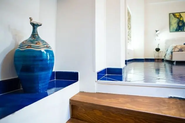 Üç Kişilik Oda (Camera del Gobbo)