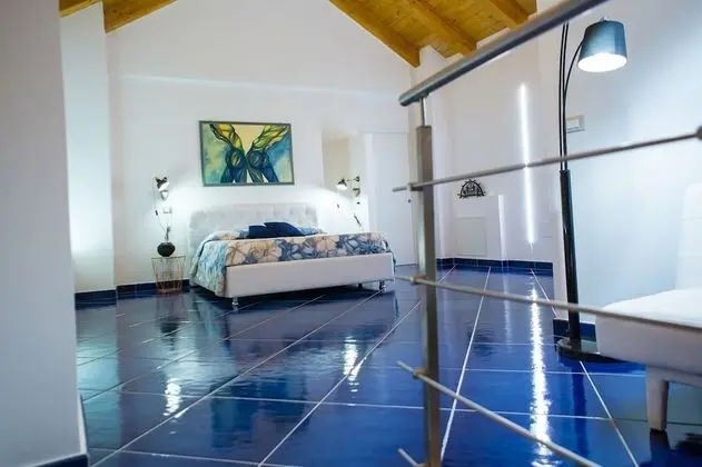 Üç Kişilik Oda (Camera del Gobbo)