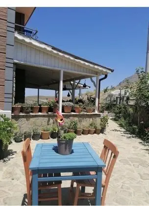 Triple, Deniz Manzaralı, Balkonlu