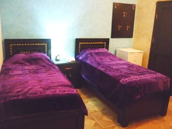 Üç Kişilik Oda