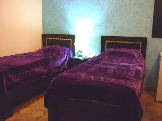 Üç Kişilik Oda
