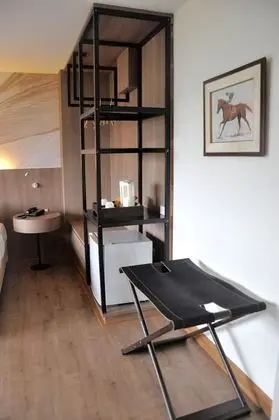 Tree House Suite