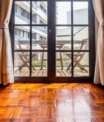 Tek Büyük Yataklı Oda, Balkon, Avlu