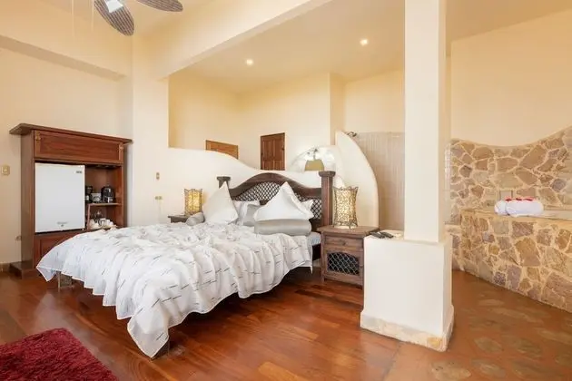 Çatı Katı Süiti (Penthouse), 1 En Büyük (King) Boy Yatak, Jakuzi, Okyanus Manzaralı