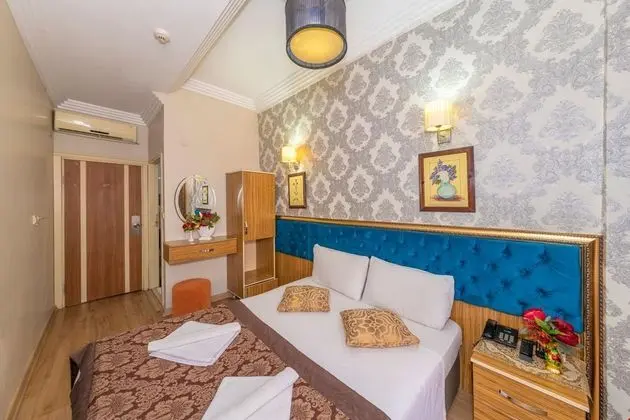 DELUXE TRİPLE ROOM