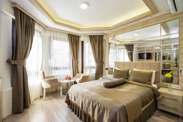 Economy Room