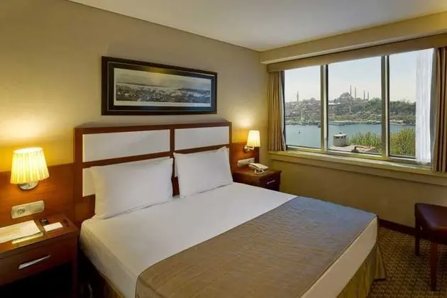 Deluxe Deniz Manzaralı Oda