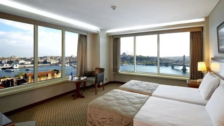 Deniz Manzaralı Standart Oda