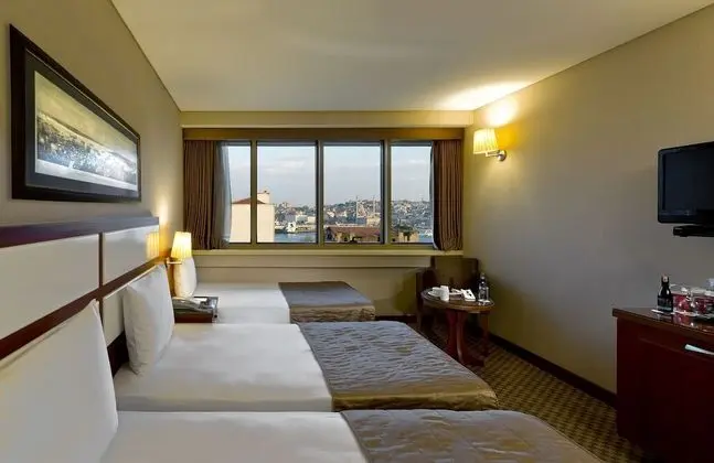 Double or Twin Room City View