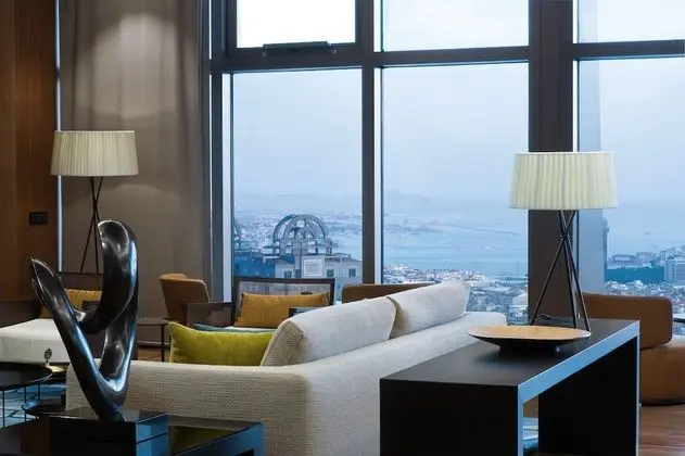 Executive Oda, 1 En Büyük (King) Boy Yatak, Sigara İçilmez, Deniz Manzaralı (Lounge Access)