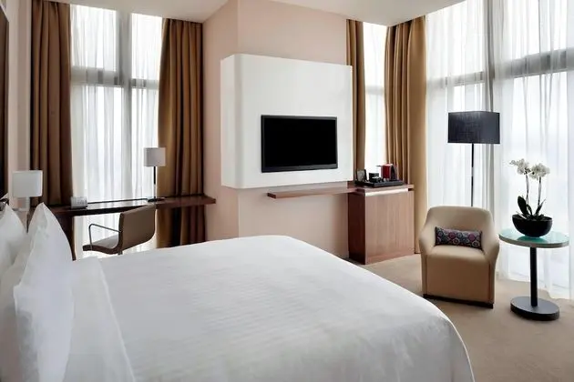 Executive Oda, 1 En Büyük (King) Boy Yatak, Sigara İçilmez, Şehir Manzaralı