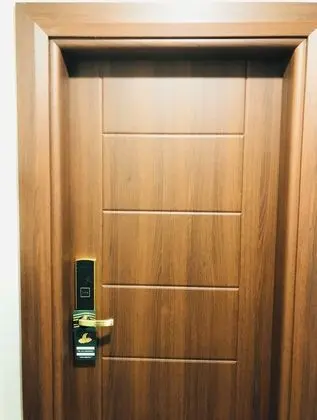 Deluxe King Room City View
