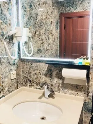 Standard Tek Büyük veya İki Ayrı Yataklı Oda
