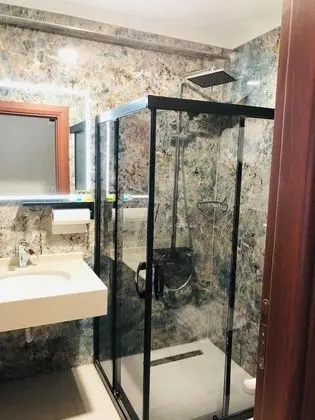 Standard Tek Büyük veya İki Ayrı Yataklı Oda