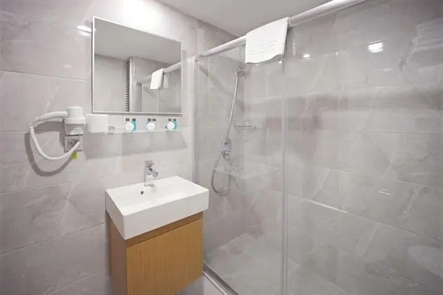 Standart Oda, Şehir Manzaralı