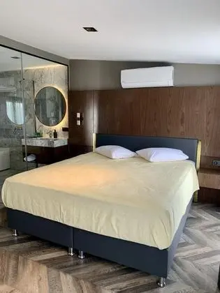 King Suite, Havuz veya Bahçe Manzaralı, Teraslı