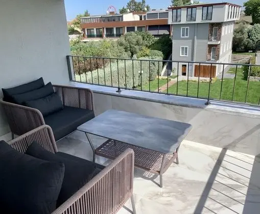 King Suite, Havuz veya Bahçe Manzaralı, Teraslı