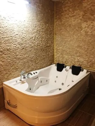 Deluxe Stüdyo Süit