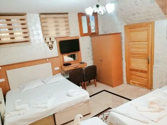 Apart Daire (Half Basement)