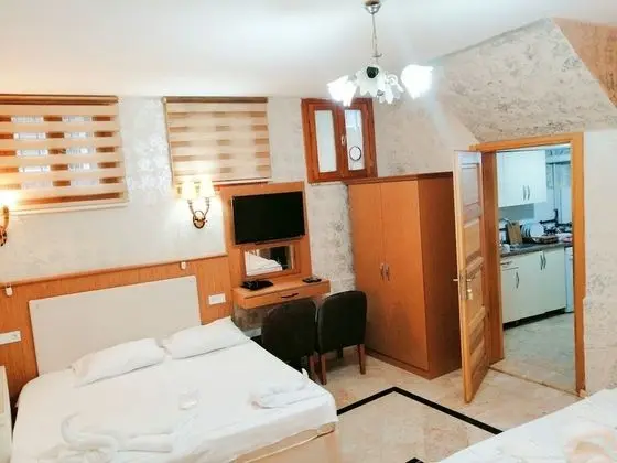 Apart Daire (Half Basement)