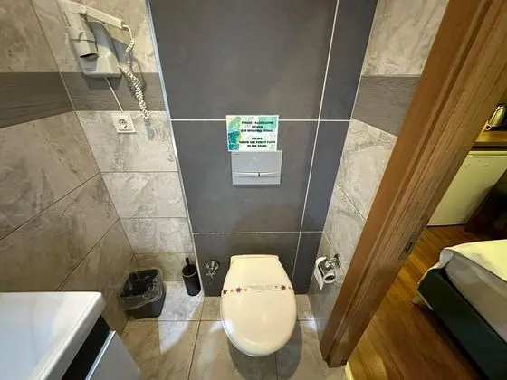 Ekonomik Oda, Manzarasız, Penceresiz