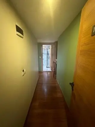 Ekonomik Üç Kişilik Oda, Manzarasız, Penceresiz