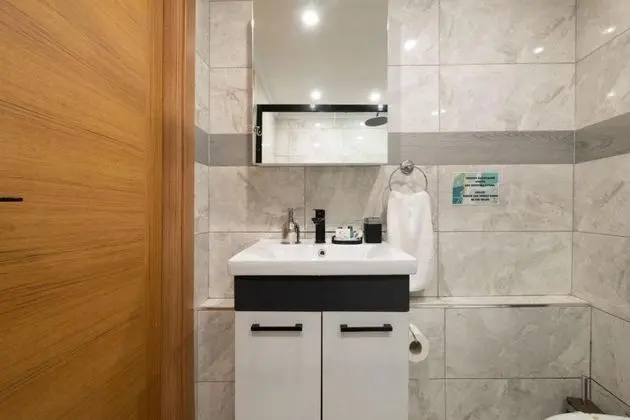 Standart Oda, Kara Manzaralı, Klimalı