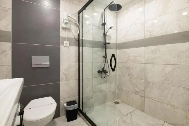 Standart Oda, Kara Manzaralı, Klimalı