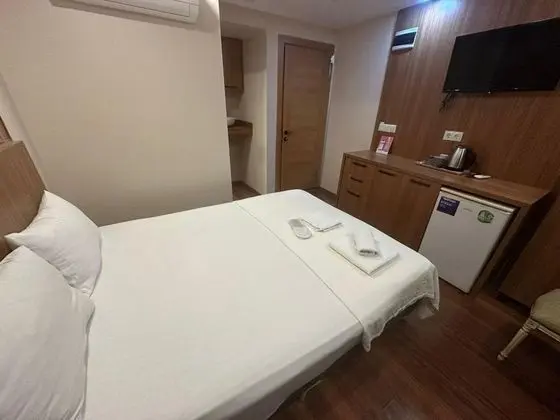 Standart Oda, Kara Manzaralı, Klimalı
