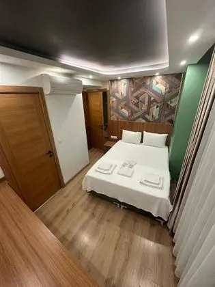 Standart Oda, Kara Manzaralı, Klimalı