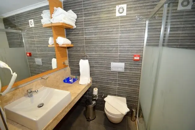 Standard Üç Kişilik Oda