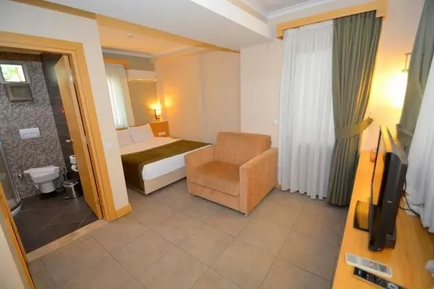 Tek Kişilik, Şehir Manzaralı