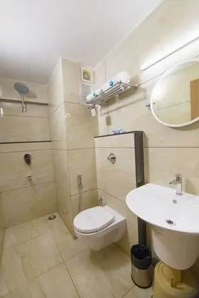 Deluxe Üç Kişilik Oda, Birden Çok Yatak, Sigara İçilmez