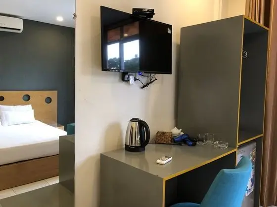 Deluxe Tek Büyük Yataklı Oda, Balkon, Park Manzaralı