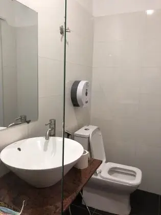 Deluxe Tek Büyük Yataklı Oda, Balkon, Park Manzaralı