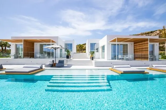 Superior Villa