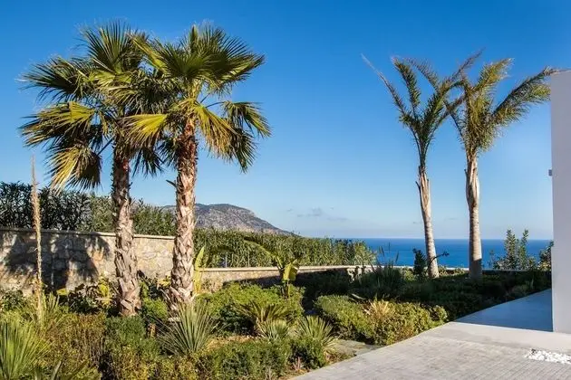 Superior Villa