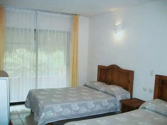 Basic Oda, Bahçe Manzaralı