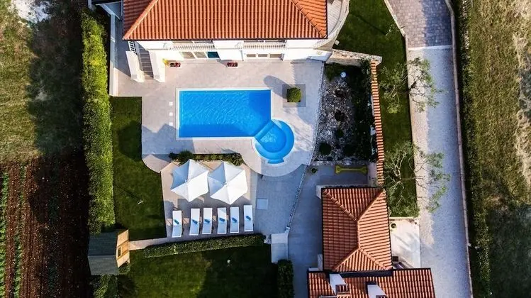 Villa, Birden Çok Yatak